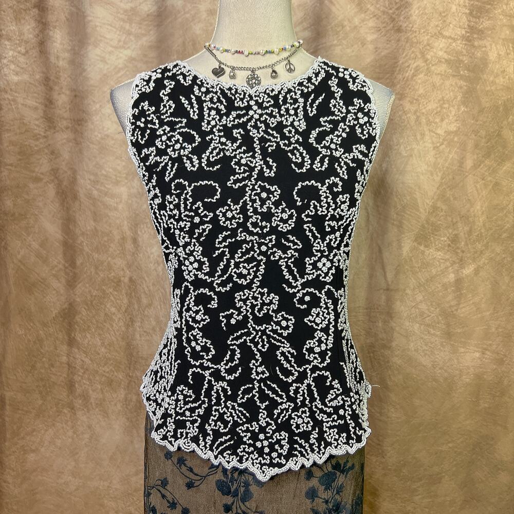 Floral Beaded Top Black White Sleeveless Scalloped Hem Vintage 90s Renaissance